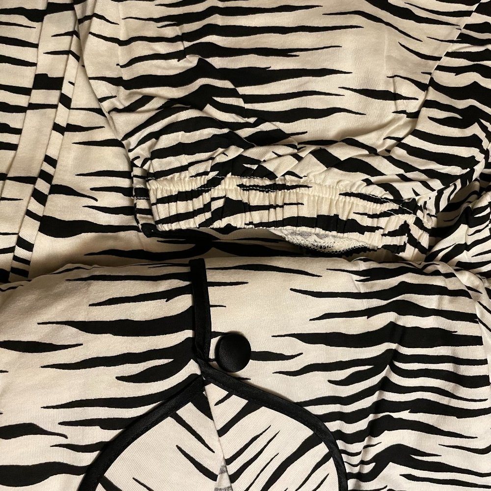 Victoria Secret long sleeve, long pants pyjamas